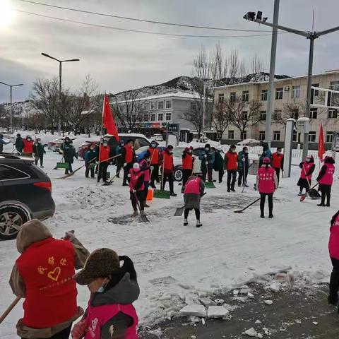 喀旗邮政分公司开展“我为群众办实事，除雪破冰暖人心”实践服务活动