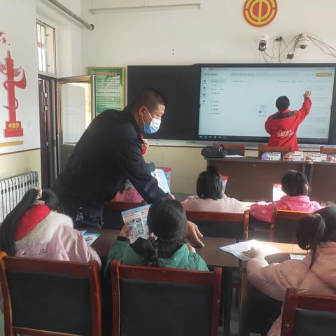 怀道完全小学禁毒活动