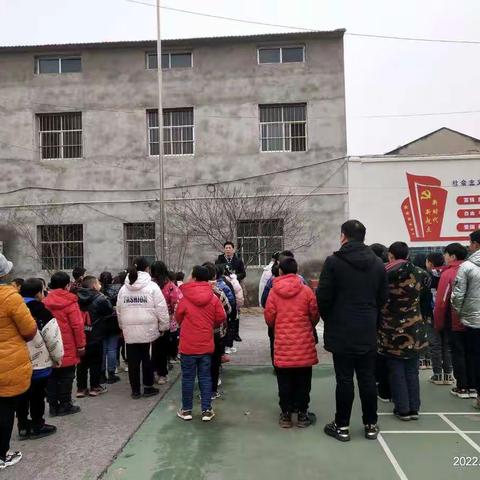 襄阳市襄城区玉皇小学开展法治政府建设宣传活动