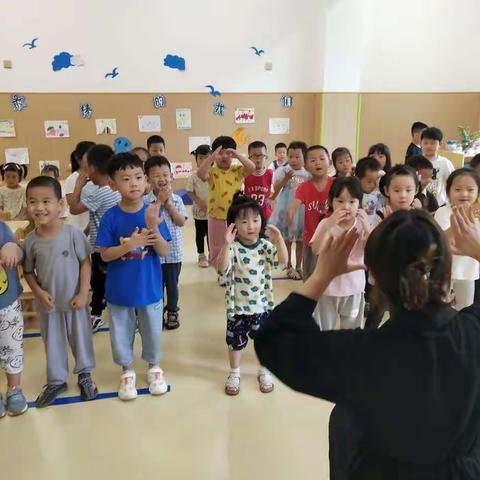 北城实验学校幼儿园凤凰郡分园中二班第四周活动美篇