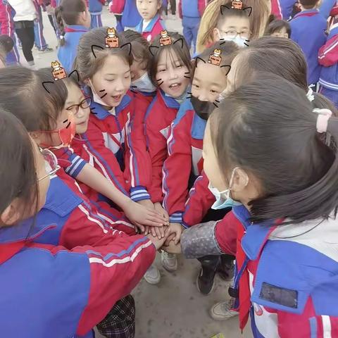 力拔山兮气盖世，齐心协力争第一—— 记新建小学四（2）班冬季拔河比赛
