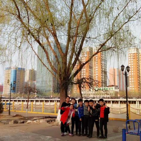 东方孩子，快乐无忧