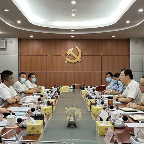 顾晓仪一行与昌江县举行座谈会