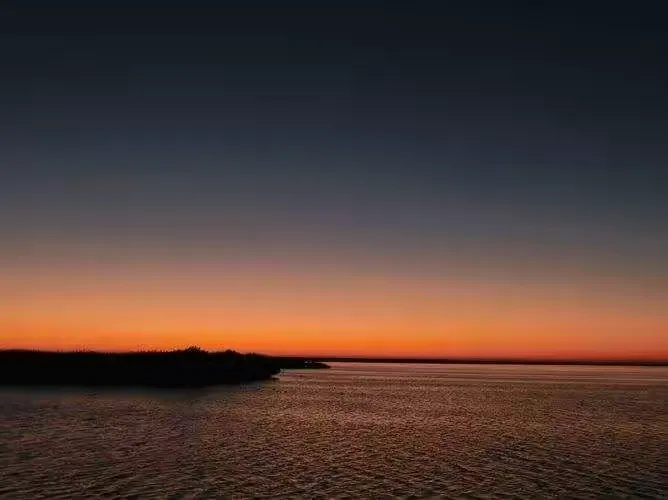 黎明时分