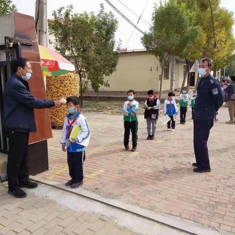 疫情演练，共筑防线——朱王中心小学疫情防疫演练