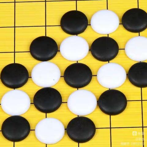 棋韵浸童心 棋艺润童年