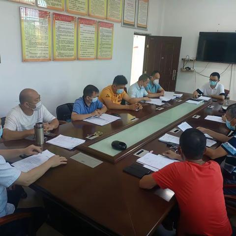 民兴村召开乡村振兴中队会议