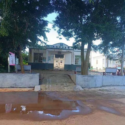 民兴村乡村振兴驻村工作队积极协调完善村级阵地建设