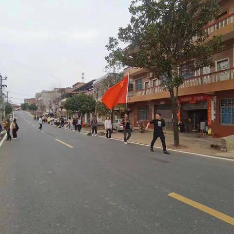 “关爱老人从身边做起”—西岭镇双安中学学雷锋月