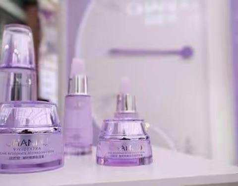 自然堂凝时鲜颜系列