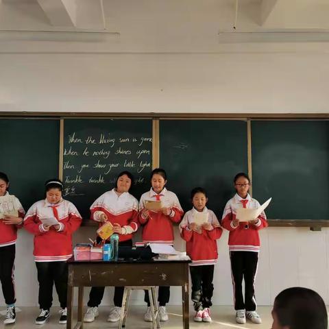 瑞丽市民族小学英语社团               指导老师：喊用