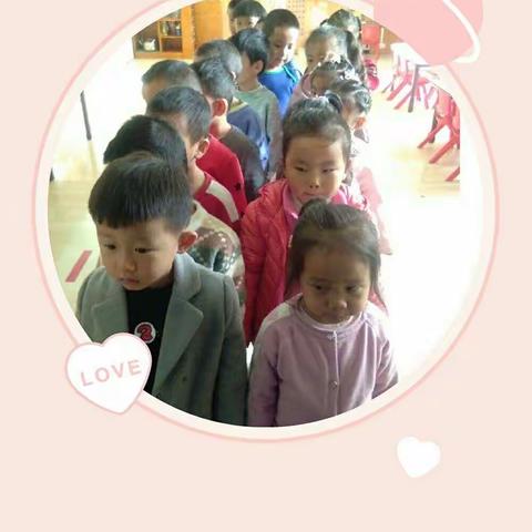 金童幼儿园――大一班“传承礼仪从我做起”