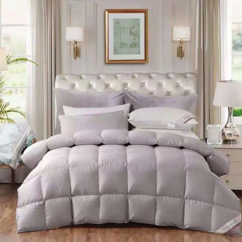 俄罗斯臻爱鹅绒被