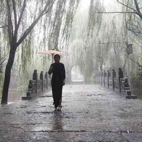 烟雨惠济桥