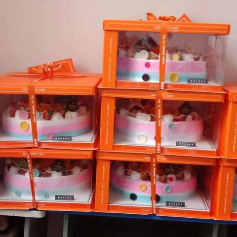 滑县牛屯镇中兴学校二年级四月份的生日晚会