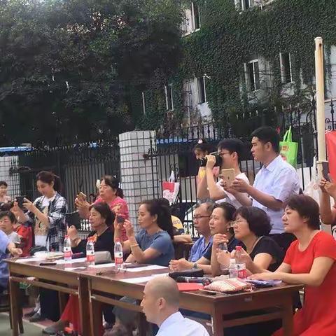 【壮丽70年 奋进新时代】小寨东路社区党支部“迎七一，不忘初心立党风 牢记使命添新彩”文艺汇演