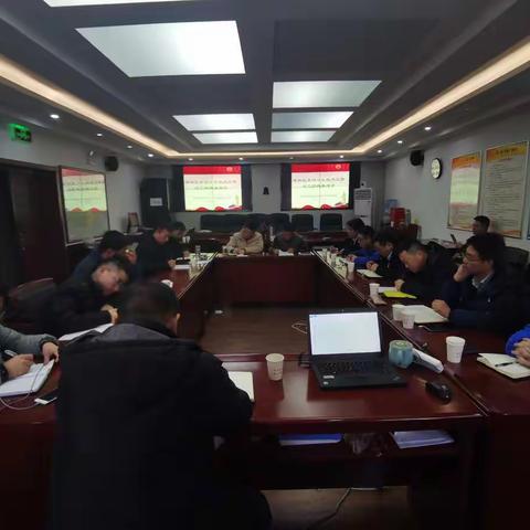 区住建局组织召开老旧小区改造工作竣工验收推进会