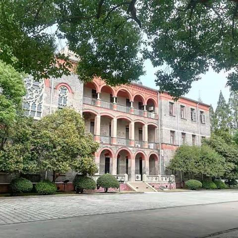 我们一起同行——牧野区中小学班主任培训二班学习掠影