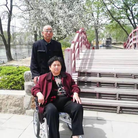 姐弟情缘（一）妈妈和大舅