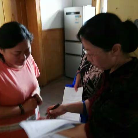 金门社区推进“红色物业”，网格入户收集居民所盼所愿