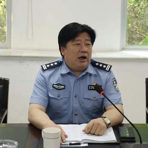 【高二大队工作简讯】侯洪涛副支队长到高二大队检查督导，并参加大队的学习教育整顿工作推进会。