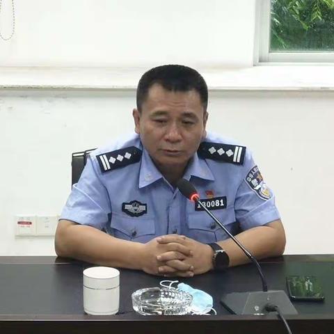 【高二大队工作简讯】杨刚支队长到高二大队组织召开调整干部报到会议