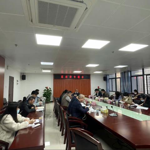 区政府召开红城湖棚改项目C17-4地块回迁房建设推进会