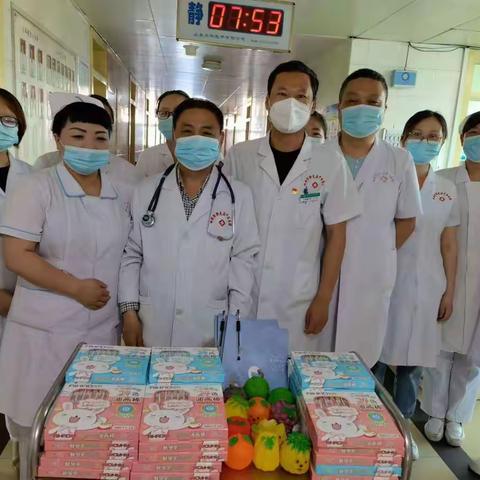 六一节快乐，大手拉小手，一起向未来！