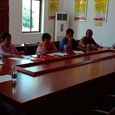 雅星镇东山居开展住户调查日记账业务培训