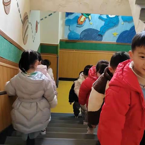 彩虹二班🌈文明礼貌助成长——之礼仪篇