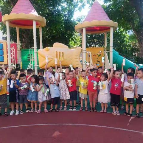 父爱如山——新湖艺术幼儿园中二班父亲节主题活动