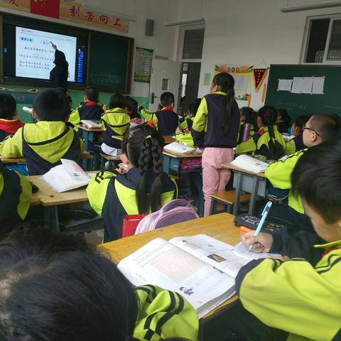 屯留二中小学部数学组教研活动掠影