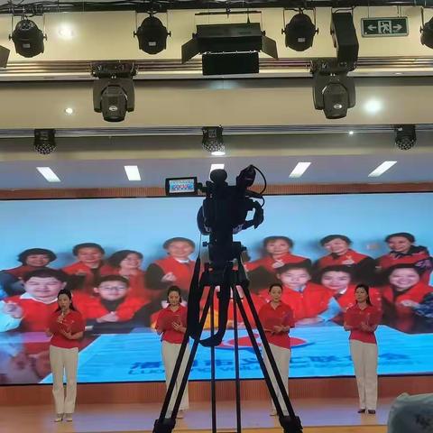 录制原创作品《读照护》朗诵节目参加河南省敬老助老总会活动