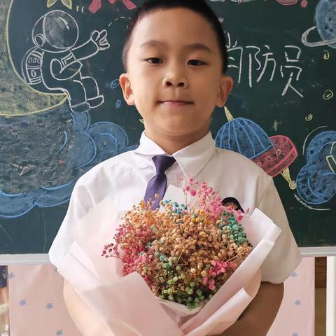 中鼎幼儿园大一班李宜彬个人美篇