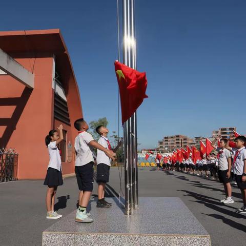 来宾市滨江小学组织开展第十九个全国测绘法宣传日暨国家版图意识宣传周进校园活动