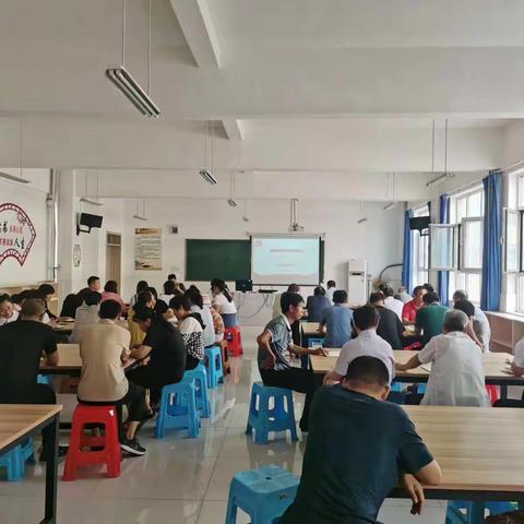 寿光市营里镇中心小学：提高群众满意度，奏响家校共育协奏曲