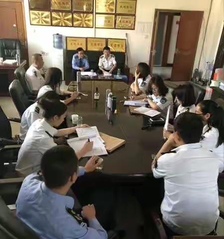 志丹县卫生计生综合监督执法大队加班加点开展“五小”行业公共场所卫生整治行动