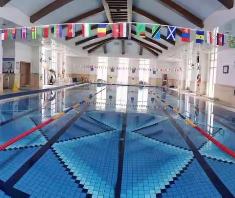 七彩同行体育游泳部