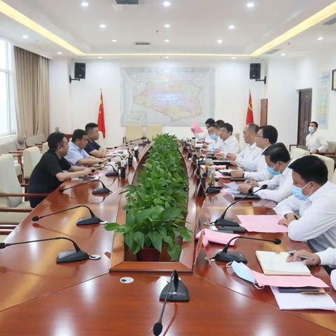 县委书记李书峰接待北京凌阳伟业科技有限公司董事长徐志凌一行并座谈