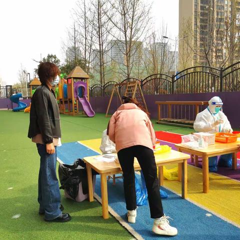 谭家街道督导检查辖区幼儿园春季传染病防控及食品安全工作