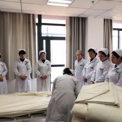 白衣天使比学帮，护理技术练兵忙