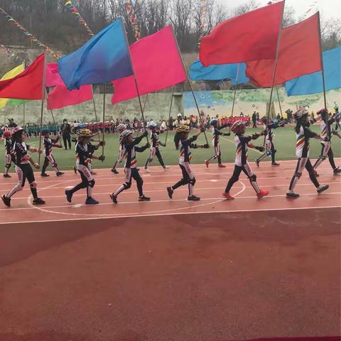 虎滩小学亲子趣味运动会