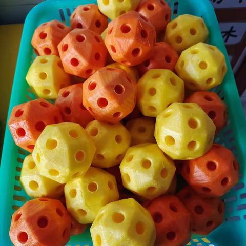 开学啦      中四班