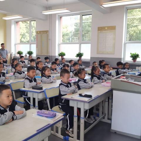 好习惯，从入学开始——兴庆区第六小学一年级常规习惯养成记