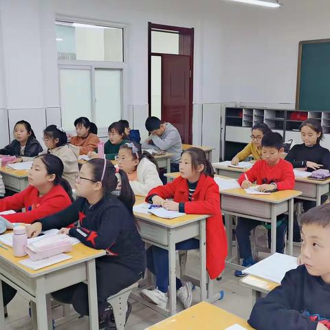 【课堂共育】——课堂因互动而精彩 学生因自主而发展
