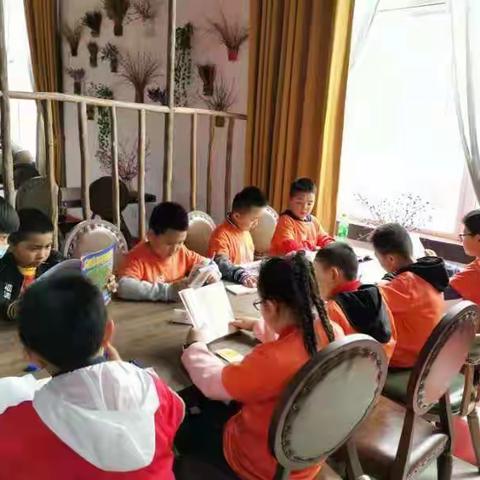 快乐的亲子阅读——张掖路小学二二班亲子书社三组活动