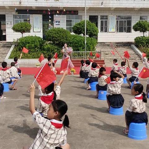 小小祝福心，浓浓感师恩