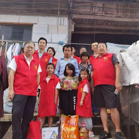 幸福家人七区园梦助学回访