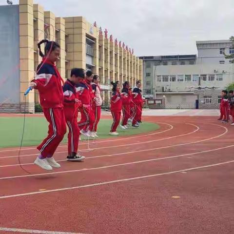 红领巾争章，激励我成长—路北区实验小学“健体章”争章活动