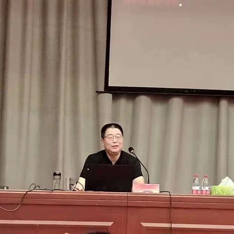 拨云见日，向美而行——记长葛市金桥中心校2022暑期课标培训（四）